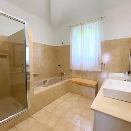 Casa Alta 2* Ρόντα