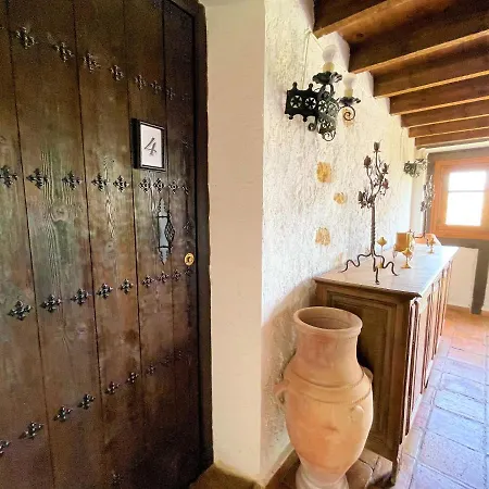 فندق مبيت وإفطار Casa Alta 3*