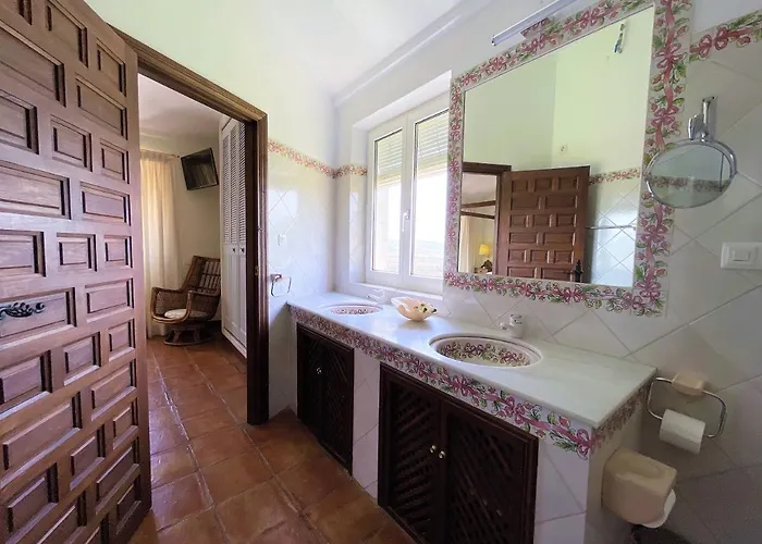 Casa Alta 3* רונדה